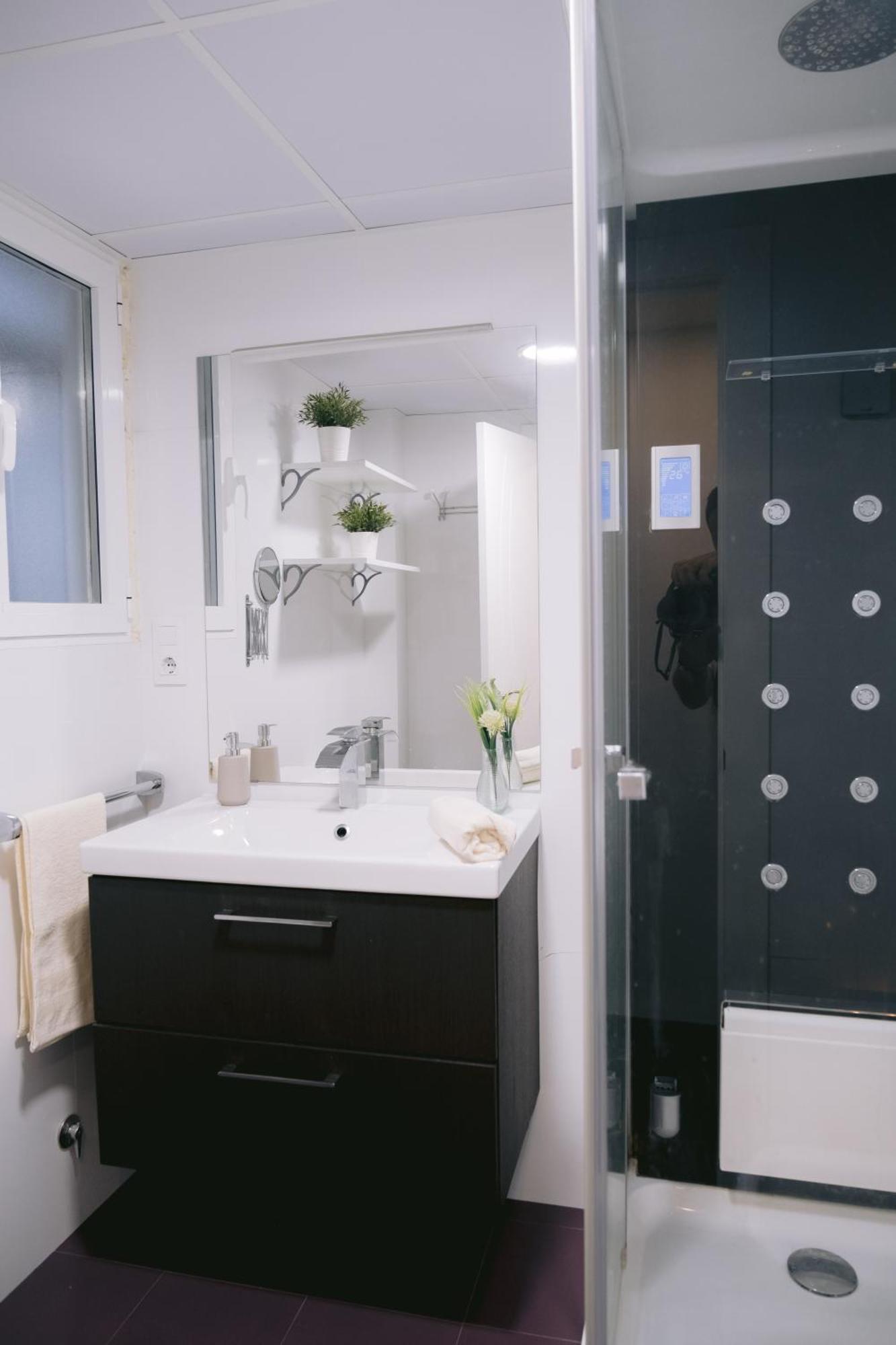 Piso Compartido Delyrent, Reja Otel Jaén Dış mekan fotoğraf