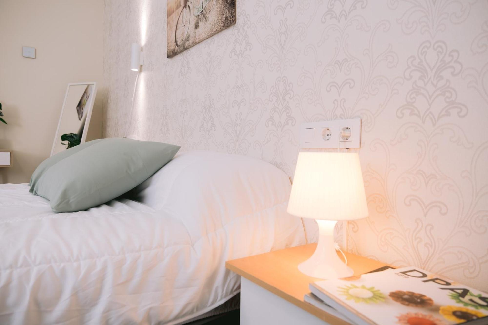 Piso Compartido Delyrent, Reja Otel Jaén Dış mekan fotoğraf